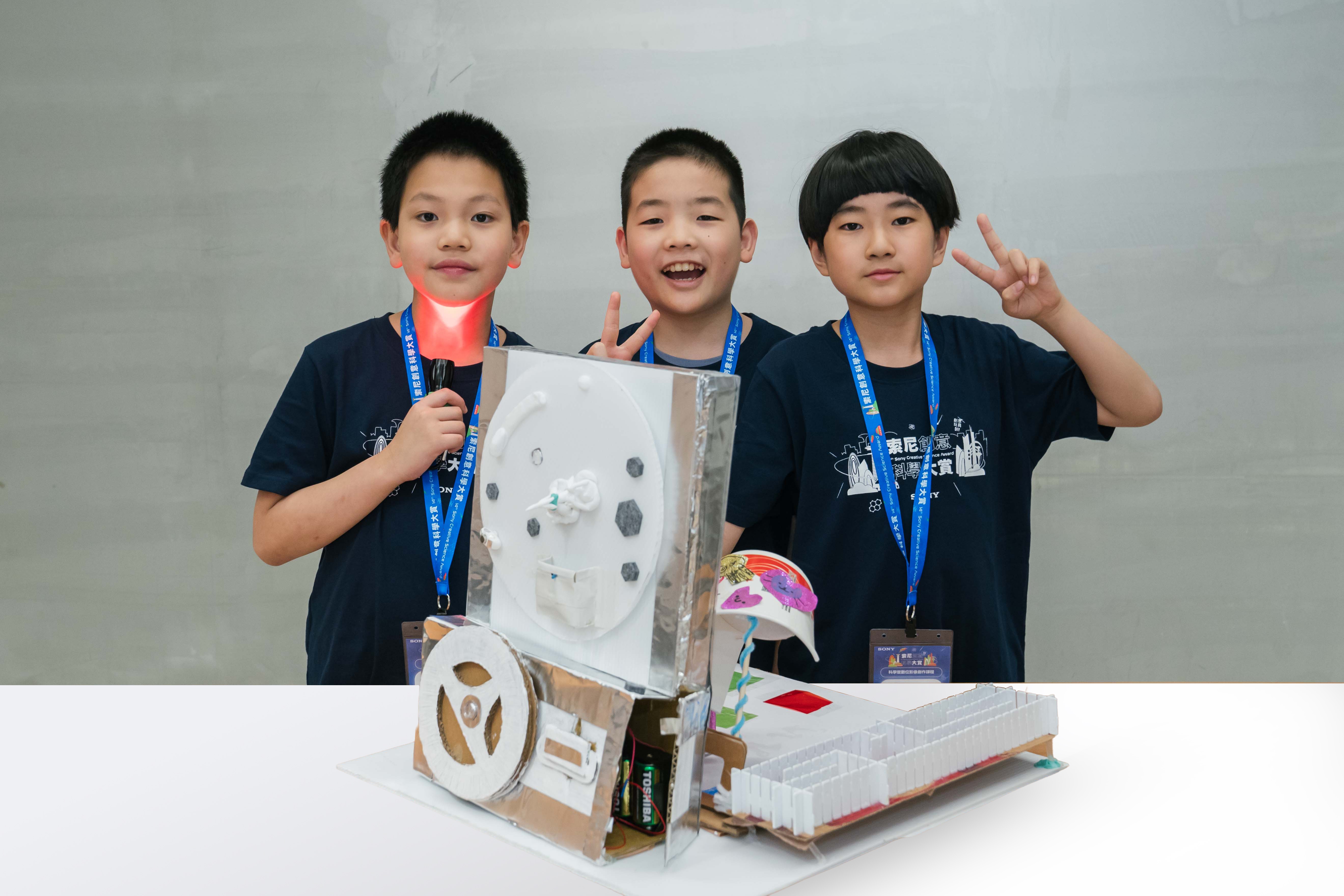 第14屆索尼創意科學大賞 佳作_ Team AHR – 未來駕訓班